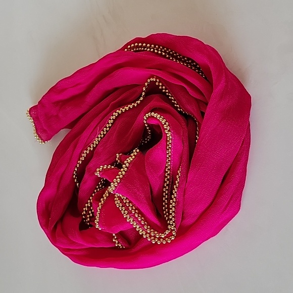 🌺3 for $10 Fuschia Gold-beaded Scarf - Picture 7 of 7